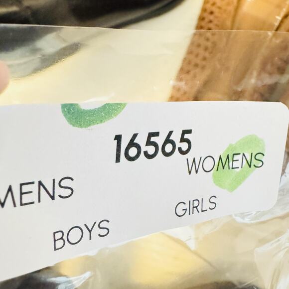 Born Boots Women 7.5 Black Leather Ankle Bootie Buckle Strap Block Heel Side Zip - Picture 12 of 12